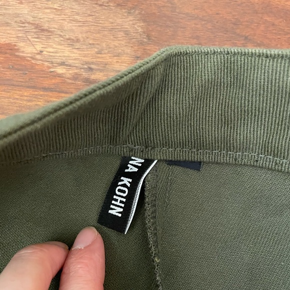 NWOT Ilana Kohn Bruno green pants. - Picture 3 of 6